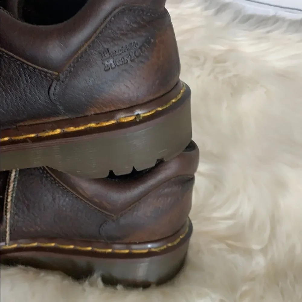 Dr. Martens‎ Brown Oxfords UK Sz 9